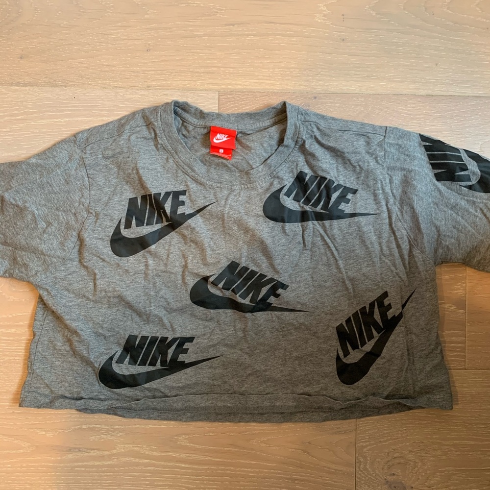 Nike crop